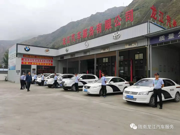 金錘鈑金，銀槍噴漆！龍江汽修值得信賴！