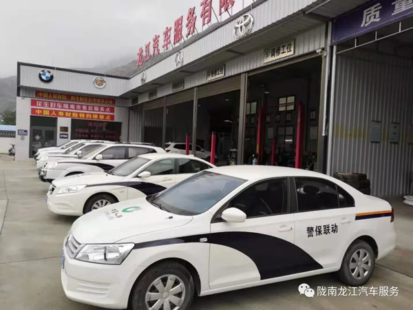 金錘鈑金，銀槍噴漆！龍江汽修值得信賴！